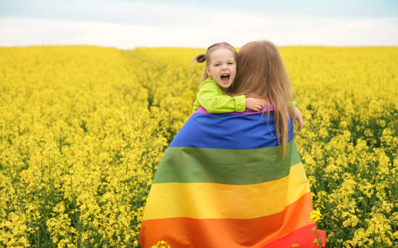 Cómo el método ROPA está transformando la paternidad entre parejas lesbianas en Ciudad de México